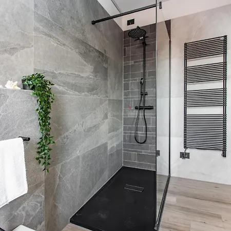 Easylife - Chic E Moderno Bilocale Con Balconcino Sul Naviglio Grande