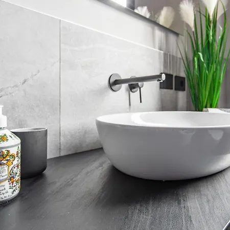 דירה Easylife - Chic E Moderno Bilocale Con Balconcino Sul Naviglio Grande מילאנו