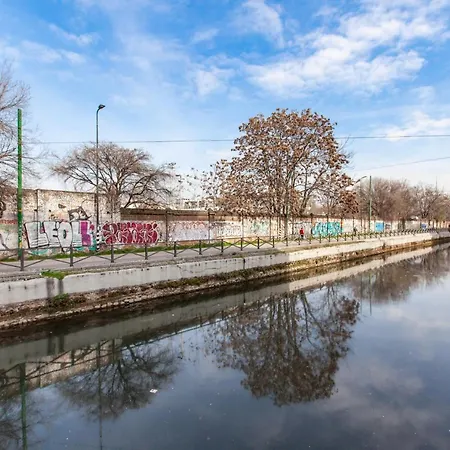 Easylife - Chic E Moderno Bilocale Con Balconcino Sul Naviglio Grande Milan